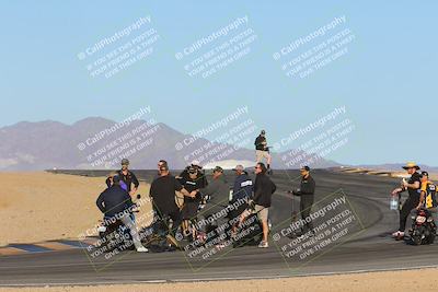 media/Feb-06-2025-Racers Edge (Thu) [[c17ed6f7b1]]/3-Around the Pits-Track Walk/